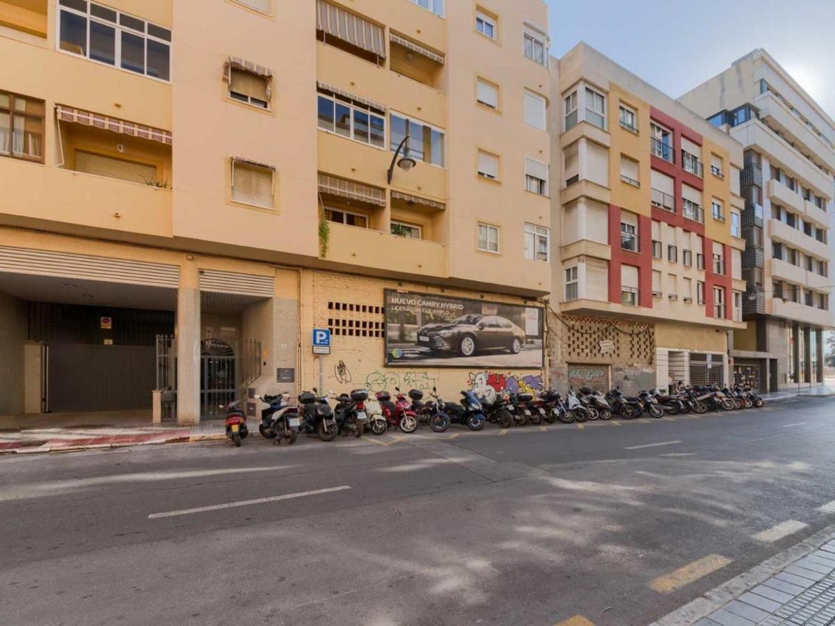 Holidays2Malaga Plaza De Toros Vieja & Terrace & Optional Parking Exterior foto